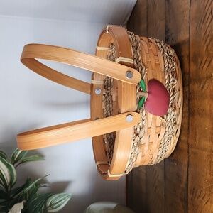 Apple Cinnamon Spice Basket